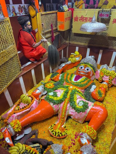 Bade Hanuman Ji Temple — Lord Hanuman temple in Varanasi