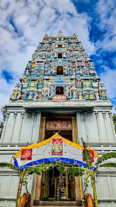 Chitra Ratha Vallabha Perumal Temple (Chithirai Star) — Lord Chitra Ratha Vallabha Perumal (Vishnu) temple in Madurai