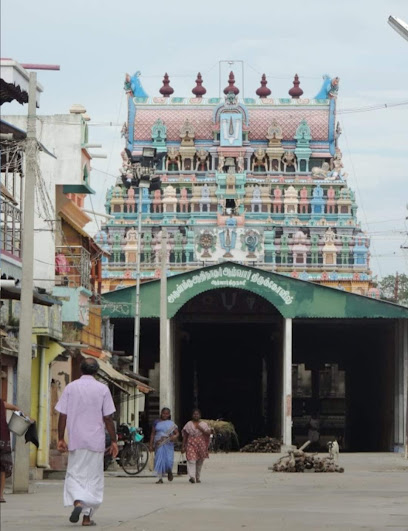 Arulmigu Sri Aathinatha Aazhwar Thirukovil , Thirukkurugur (Alwar Thirunagiri) entrance and temple complex