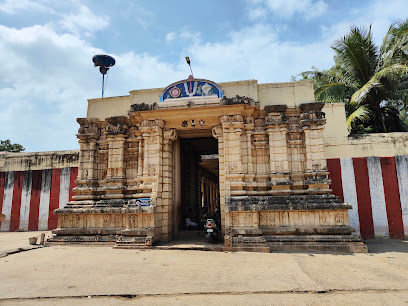Arulmigu Sri Thirupuliyangudi Kaaisinavendhar Perumal Temple , Thiruppulingudu (Thiruppuliyangudi) entrance and temple complex