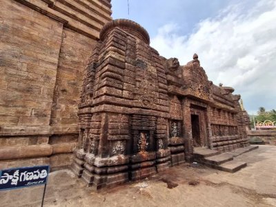 Sri Mukhalingeswra Swamy Temple